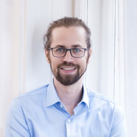 Dr. Johannes Handsteiner
